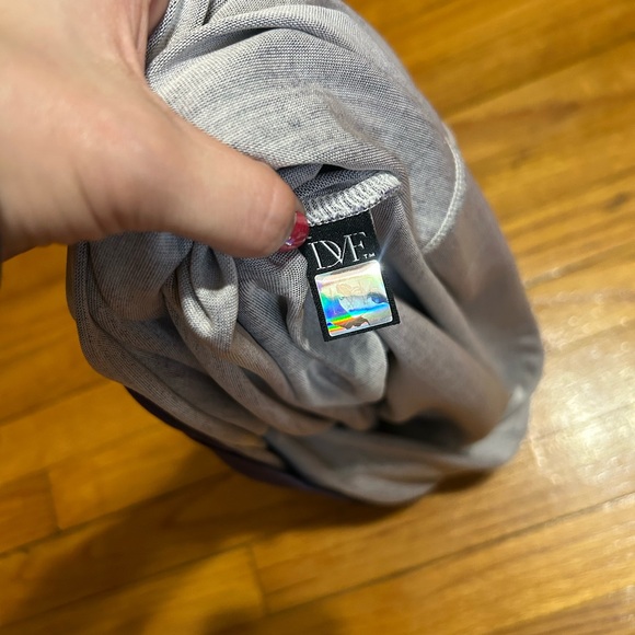 Diane Von Furstenberg Mini Dress Size 4 Silk Jersey Tiger  Print - Picture 9 of 9